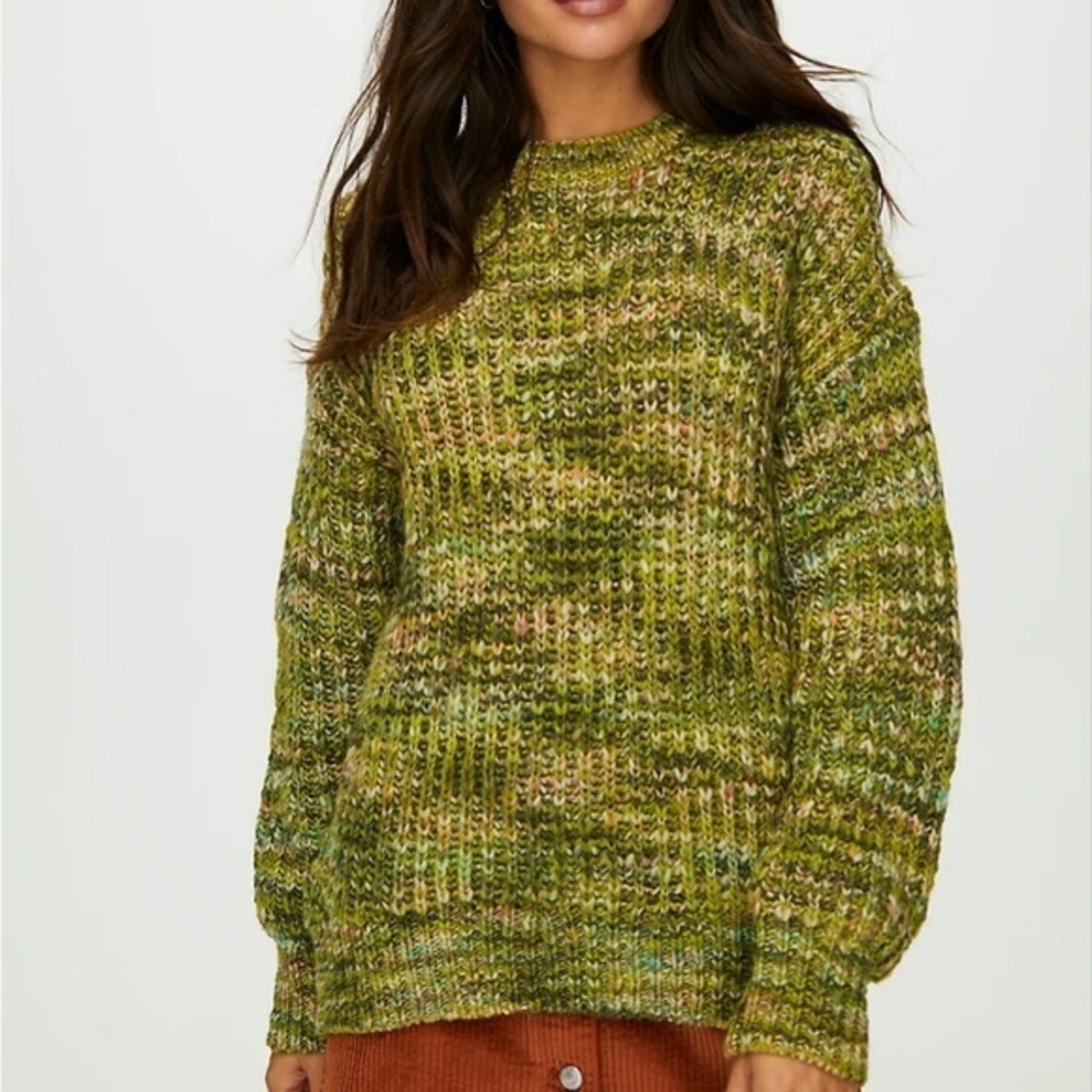 Aritzia Retrograde sweater - medium - wIldfred free . Sold out on site